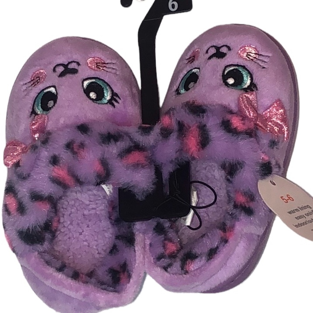 Kitty slippers